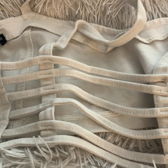 Brandy Melville White Chiyo Crop Top / Bralette - Picture 6 of 6